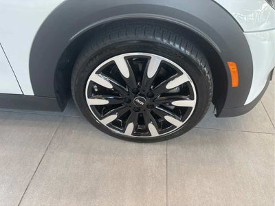 2024 MINI CONVERTIBLE SIGNATURE