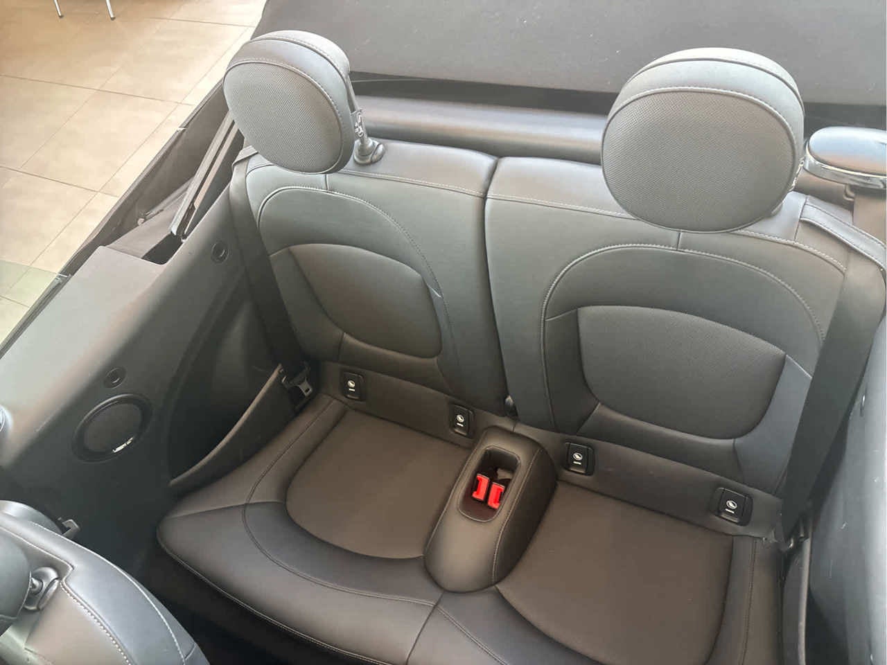 2024 MINI CONVERTIBLE SIGNATURE