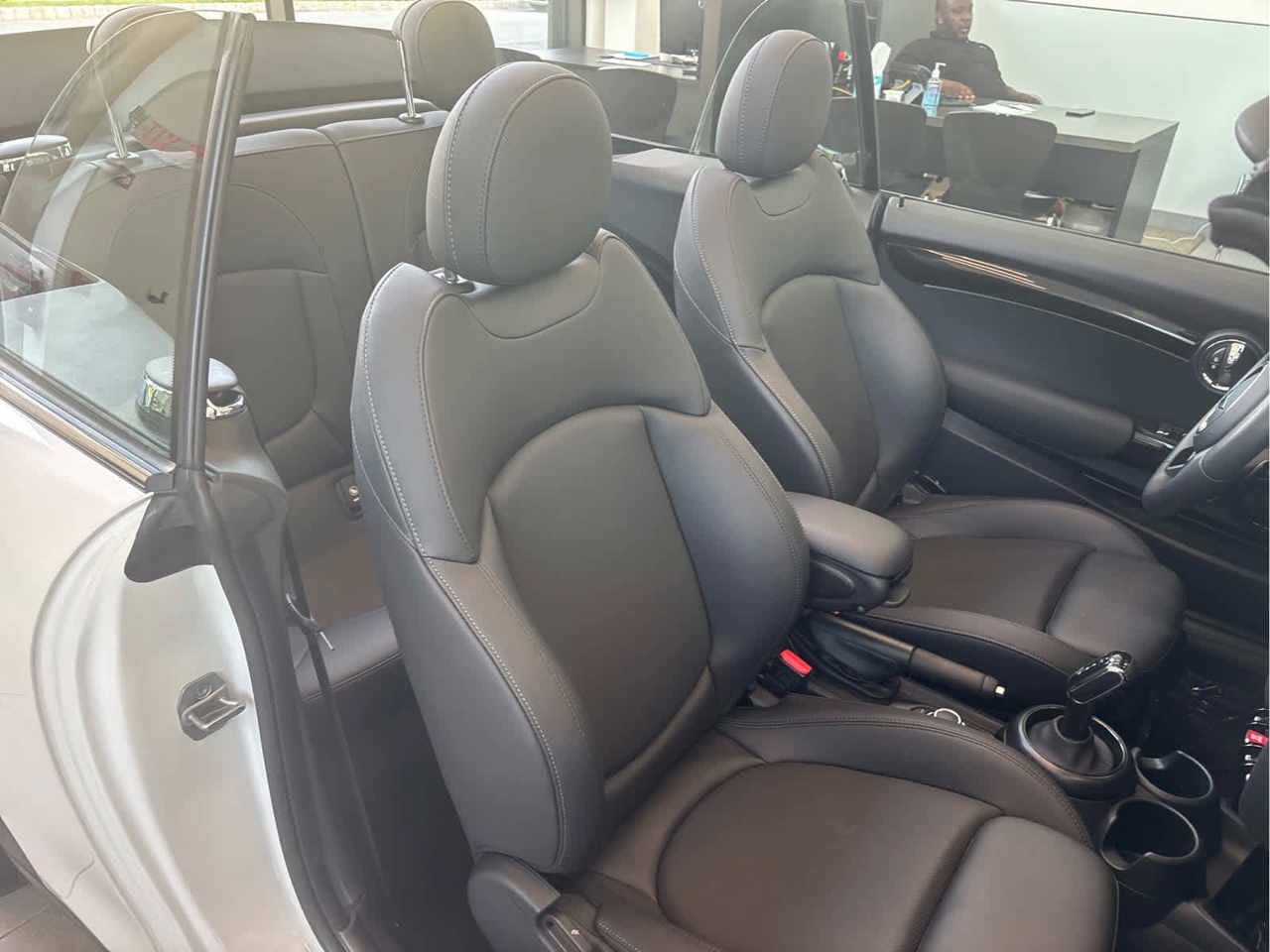 2024 MINI CONVERTIBLE SIGNATURE