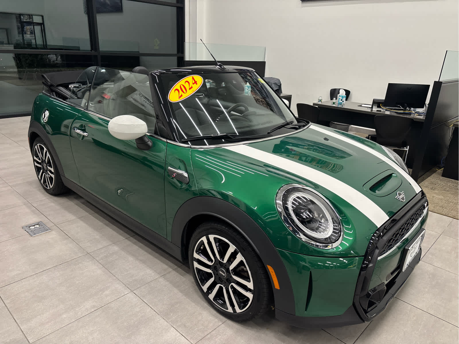 2024 MINI CONVERTIBLE Cooper S FWD