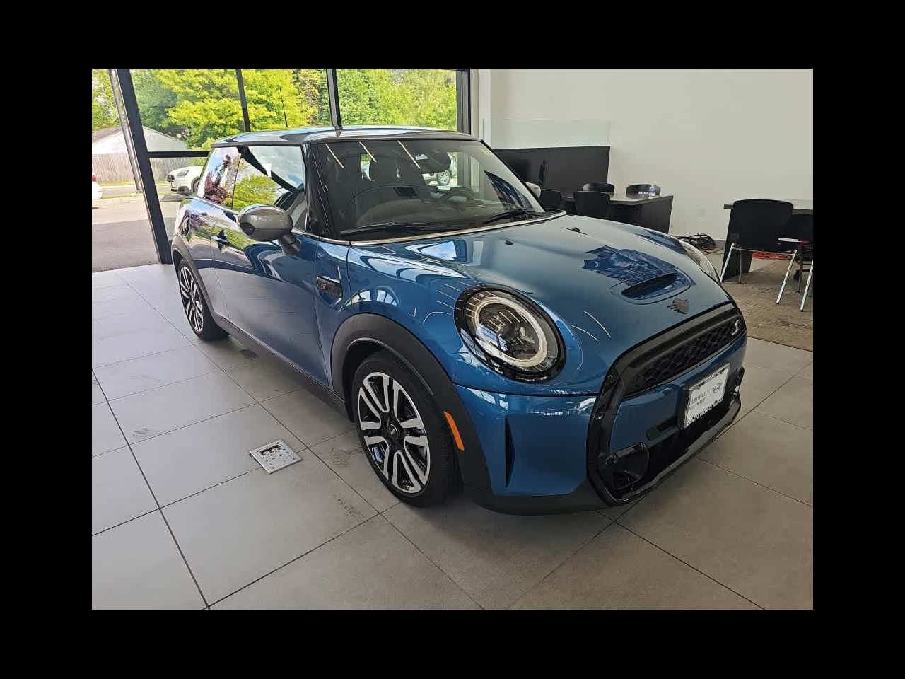 2024 MINI HARDTOP 2 DOOR Cooper S FWD