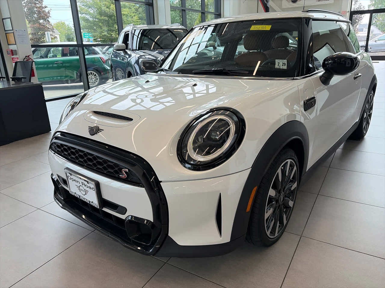 2024 MINI HARDTOP 2 DOOR Cooper S FWD