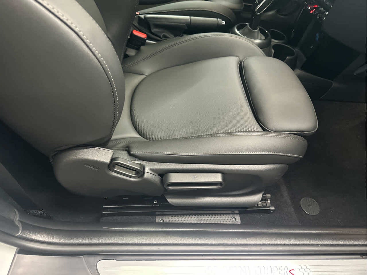 2024 MINI HARDTOP 2 DOOR Cooper S FWD