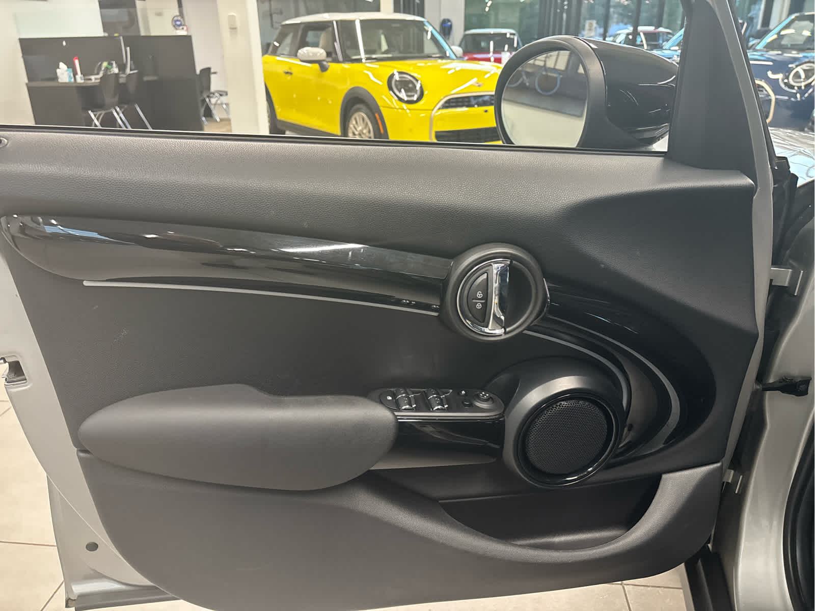 2024 MINI HARDTOP 4 DOOR Cooper S FWD