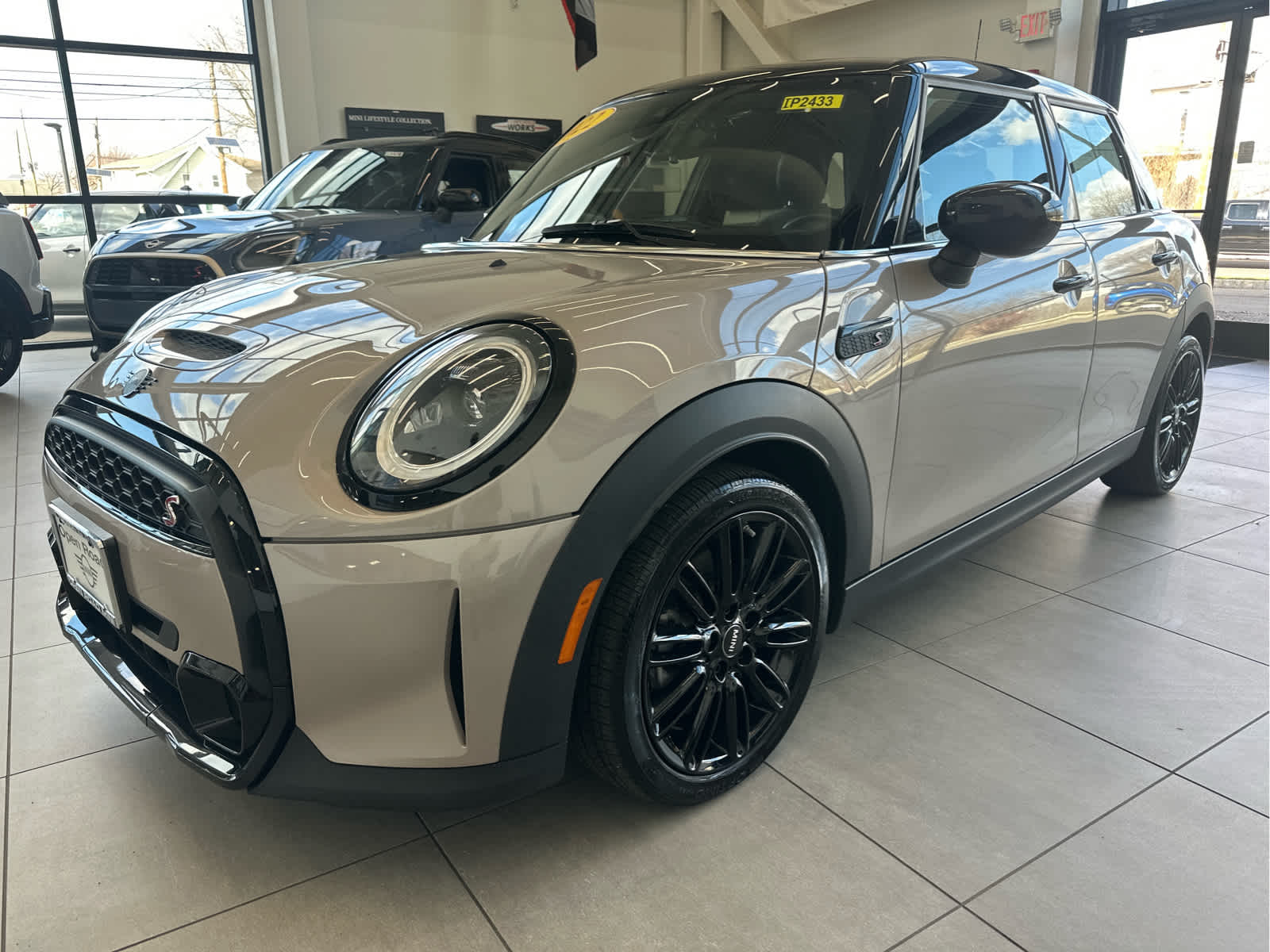 2022 MINI HARDTOP 4 DOOR Cooper S FWD