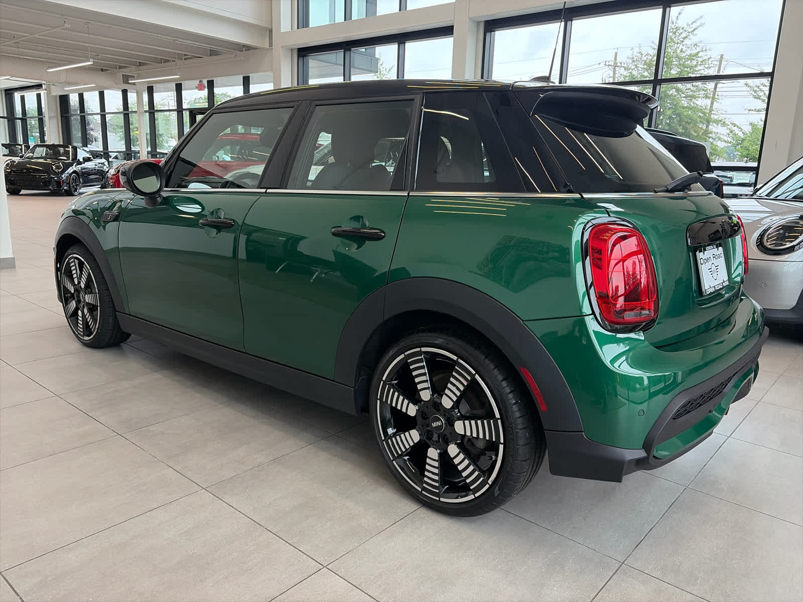 2024 MINI HARDTOP 4 DOOR Cooper S FWD