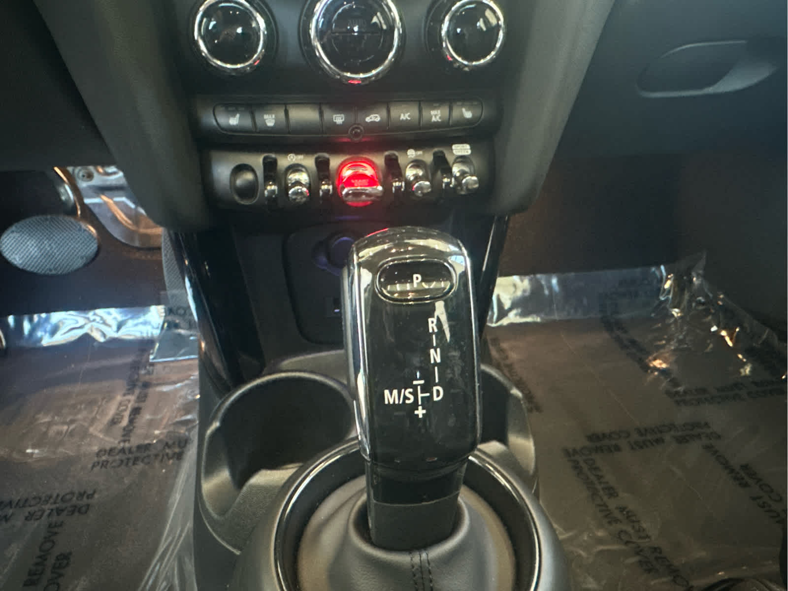 2022 MINI HARDTOP 4 DOOR SIGNATURE