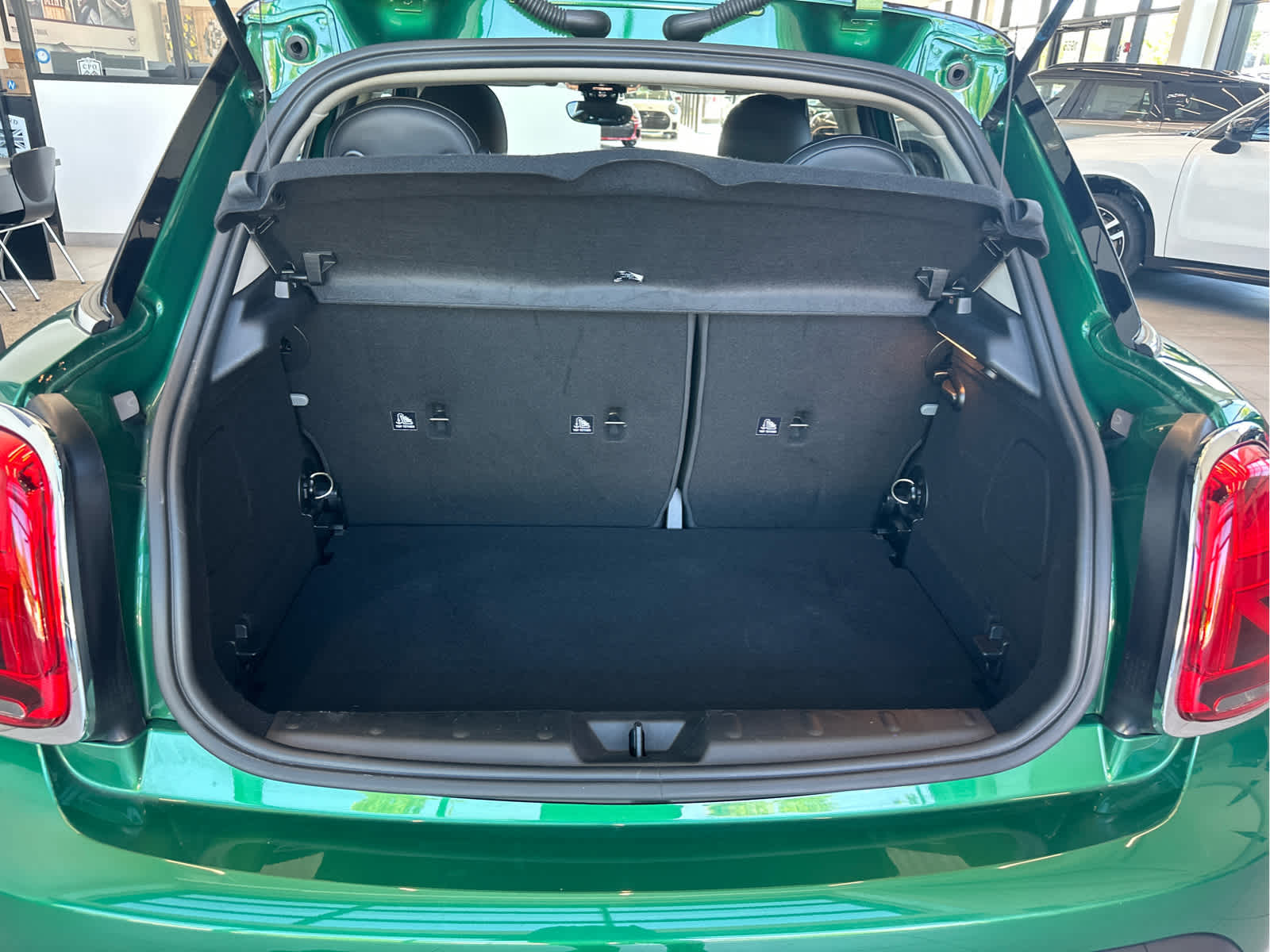 2022 MINI HARDTOP 4 DOOR SIGNATURE