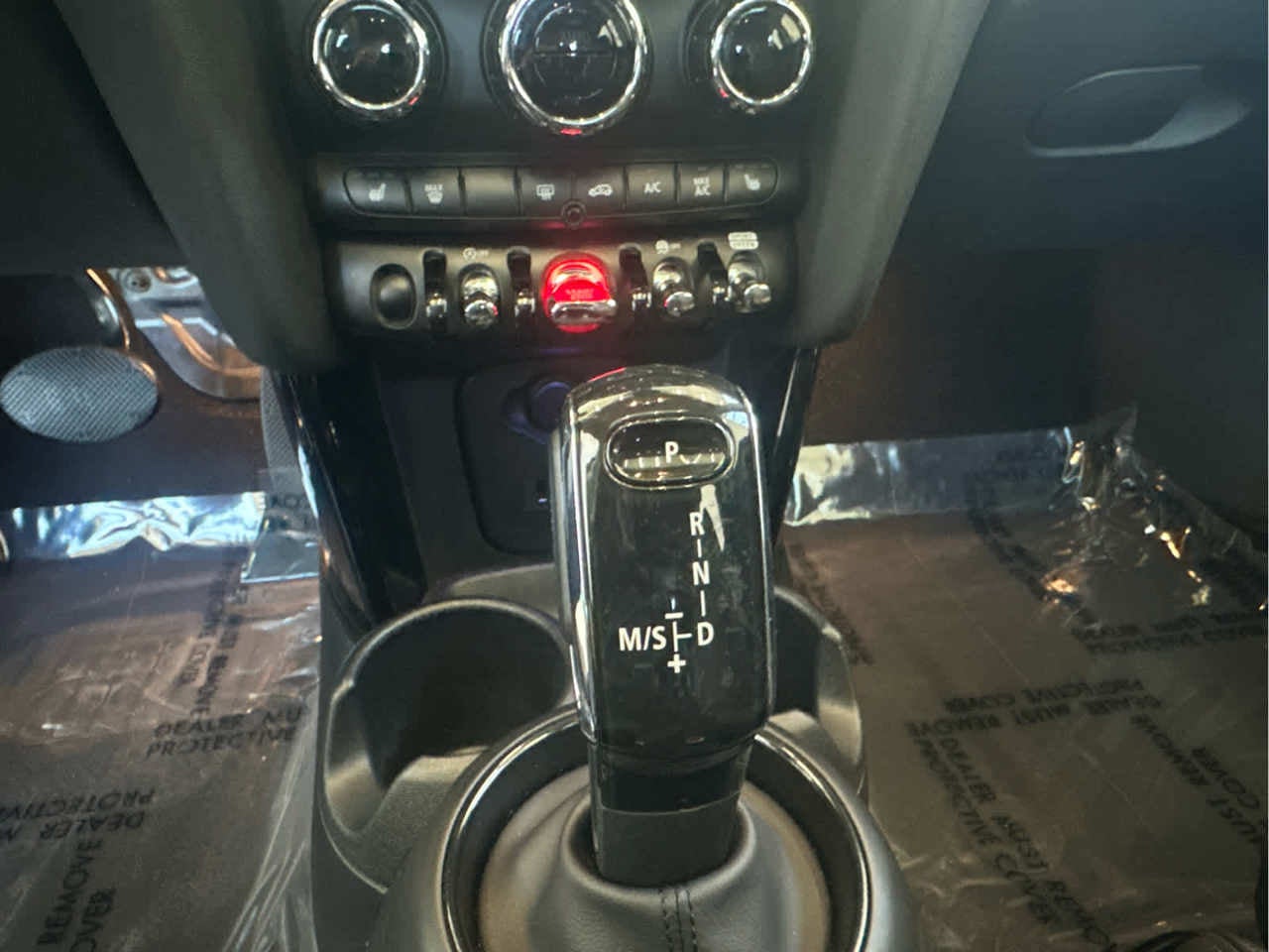 2022 MINI HARDTOP 4 DOOR SIGNATURE