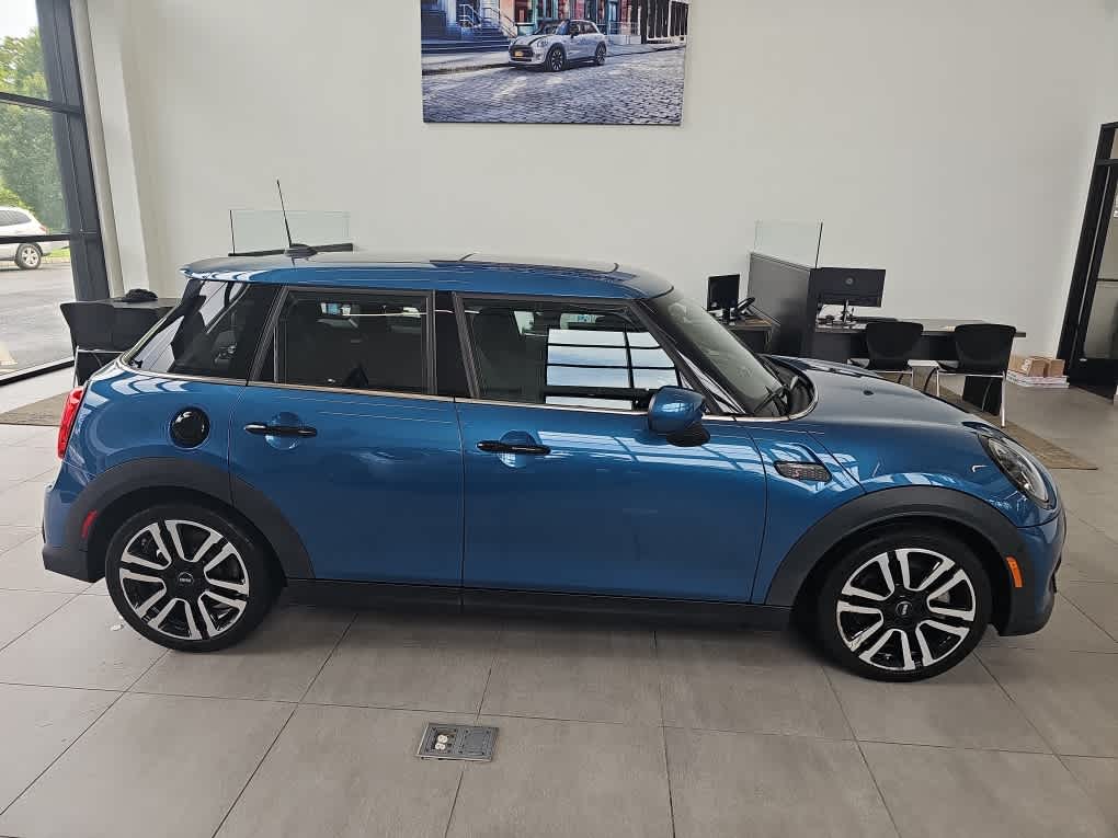 2024 MINI HARDTOP 4 DOOR Cooper S FWD