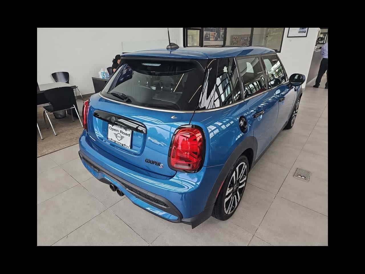 2024 MINI HARDTOP 4 DOOR Cooper S FWD