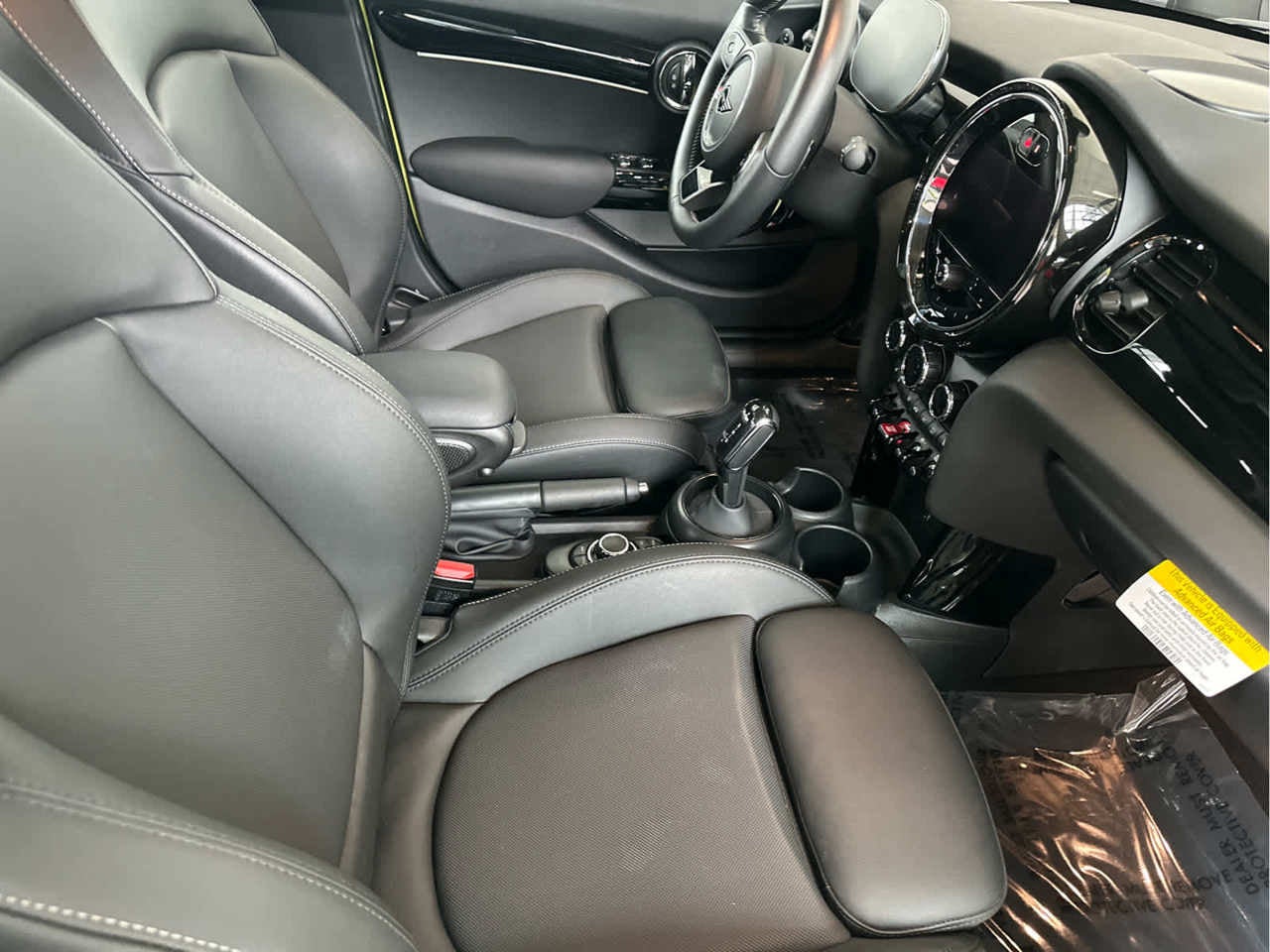 2024 MINI HARDTOP 4 DOOR Cooper S FWD