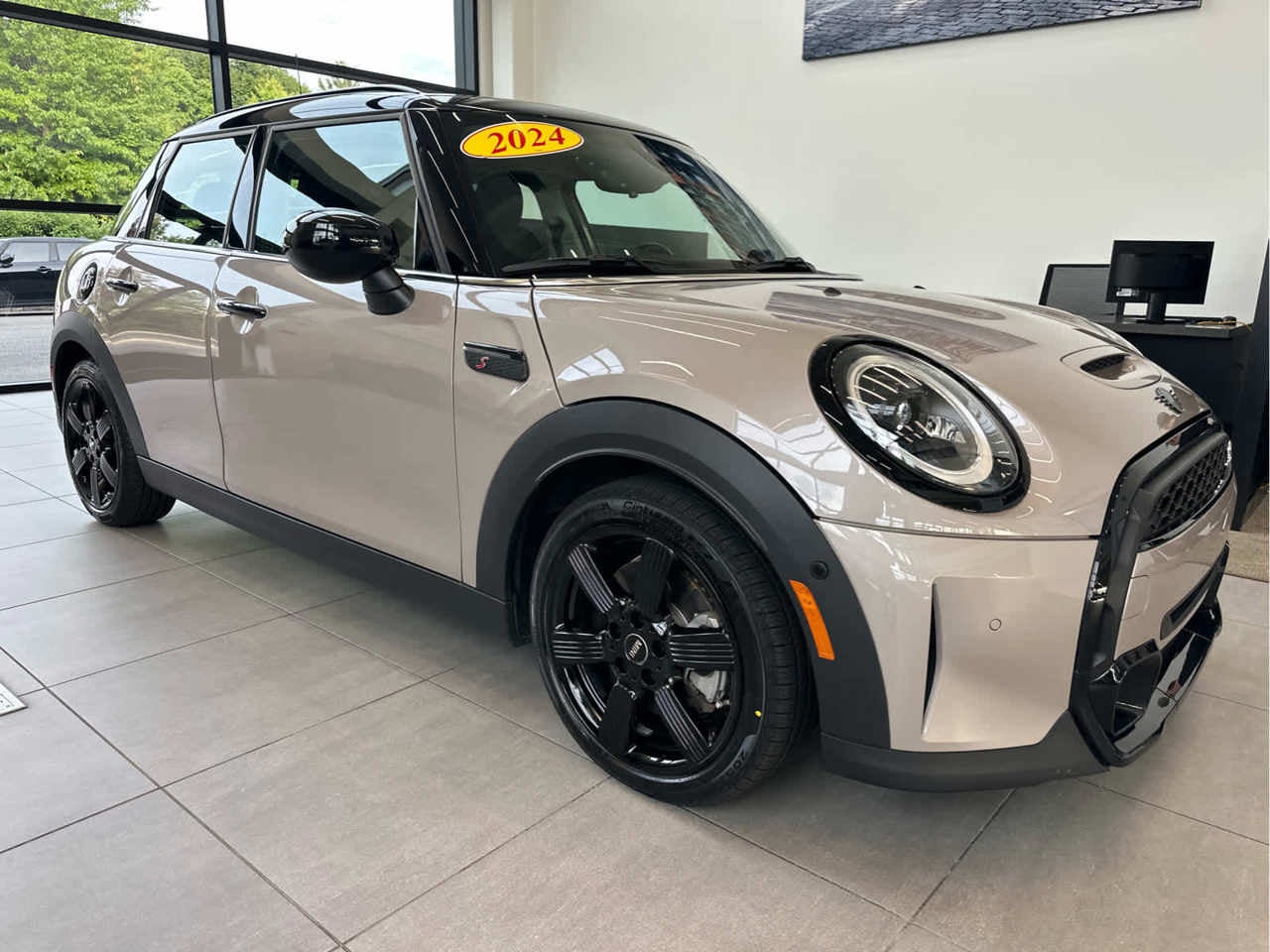2024 MINI HARDTOP 4 DOOR Cooper S FWD