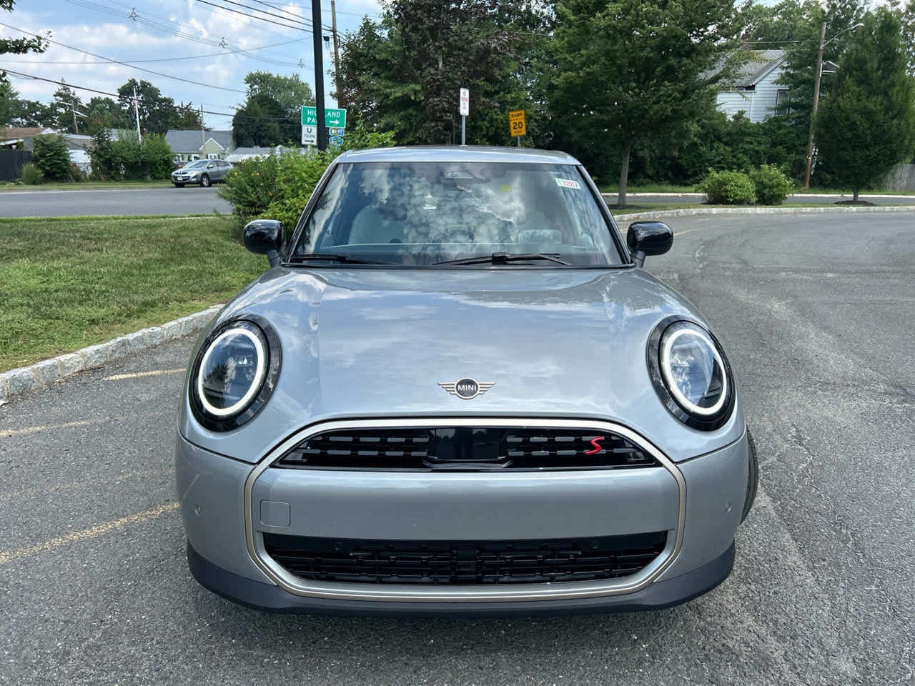 2025 MINI HARDTOP 4 DOOR SIGNATURE PLUS