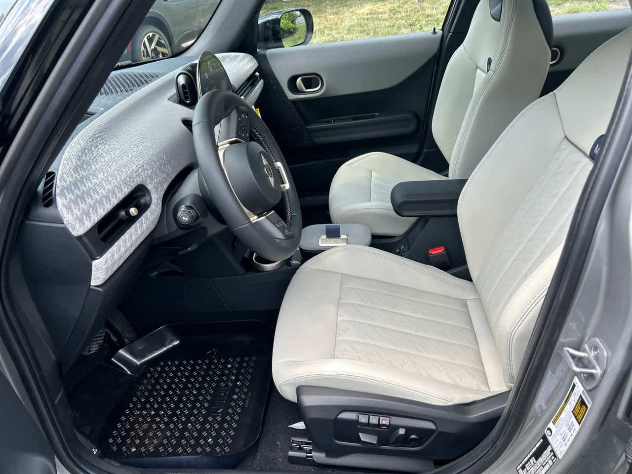 2025 MINI HARDTOP 4 DOOR SIGNATURE PLUS