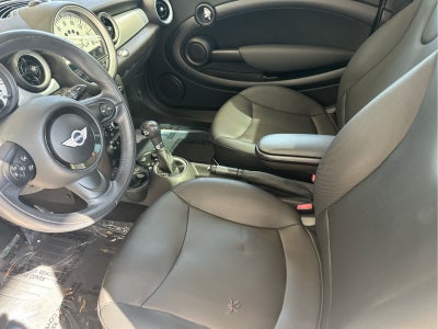 2013 MINI HARDTOP 2 DOOR 2dr Cpe
