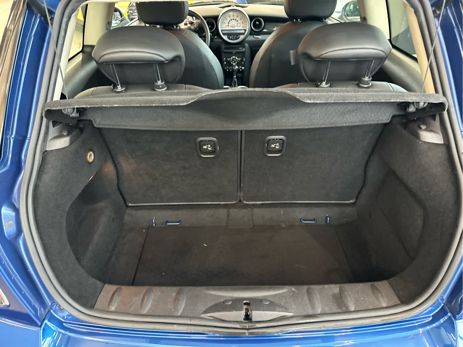 2012 MINI HARDTOP 2 DOOR 2dr Cpe S