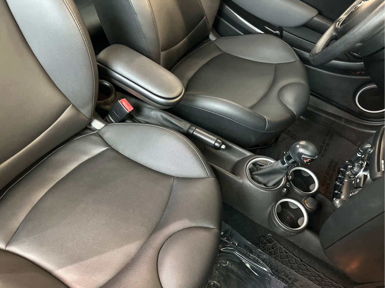 2012 MINI HARDTOP 2 DOOR 2dr Cpe S