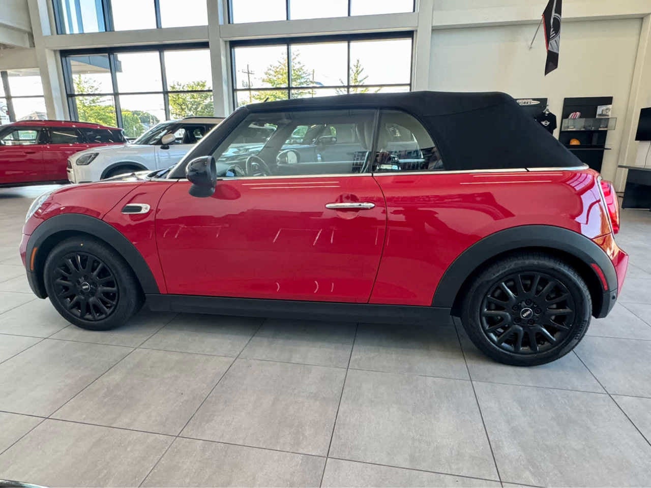 2019 MINI CONVERTIBLE Cooper FWD