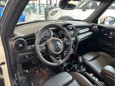 2020 MINI CONVERTIBLE SIGNATURE