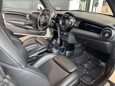 2020 MINI CONVERTIBLE SIGNATURE