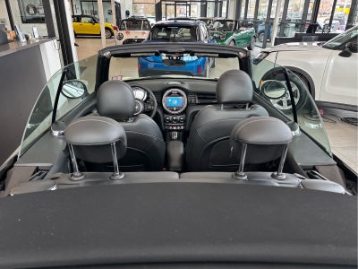 2020 MINI CONVERTIBLE SIGNATURE