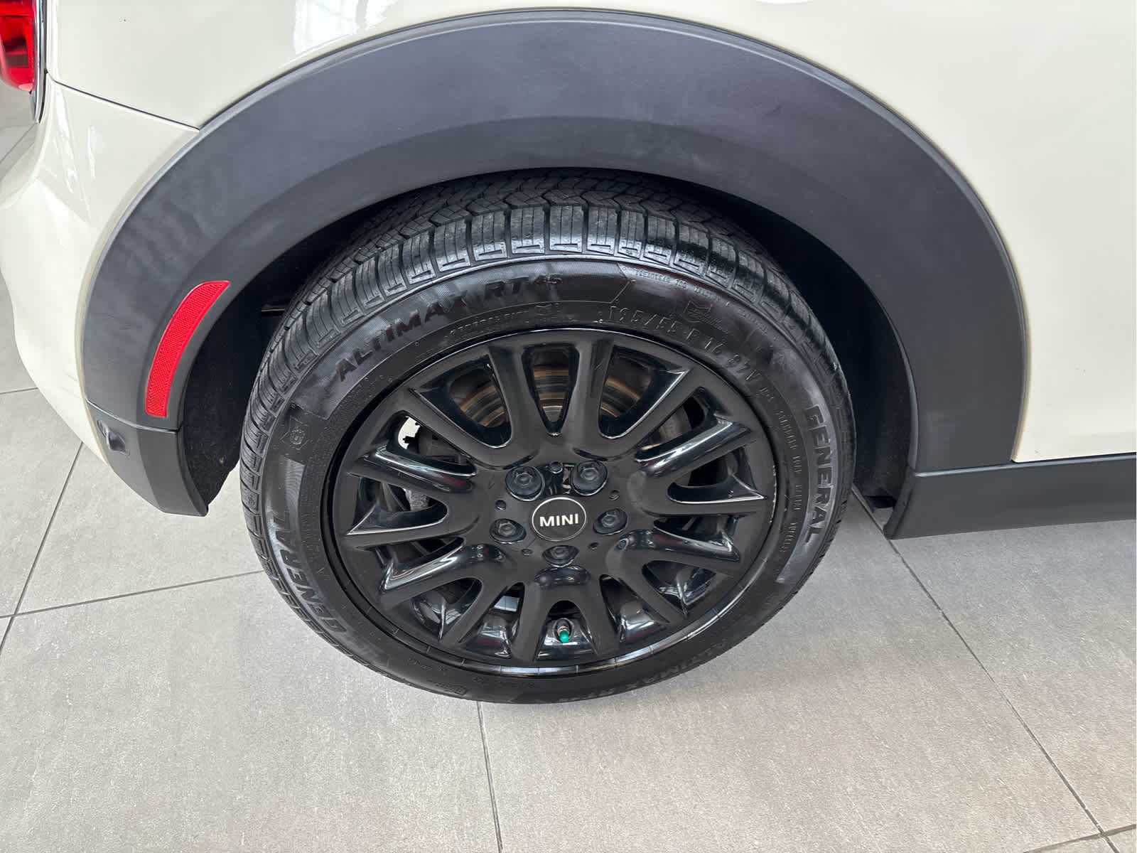 2020 MINI CONVERTIBLE SIGNATURE