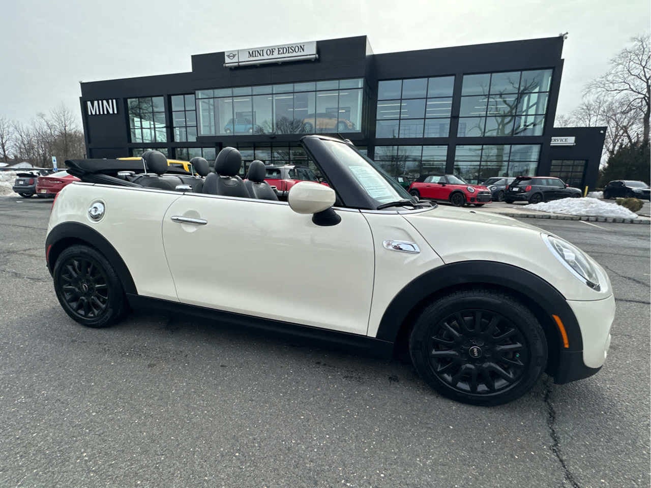 2020 MINI CONVERTIBLE SIGNATURE