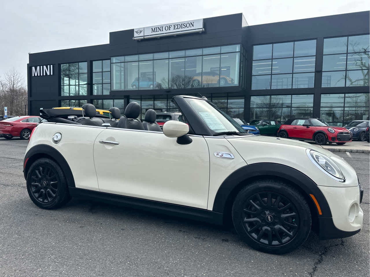 2020 MINI CONVERTIBLE SIGNATURE