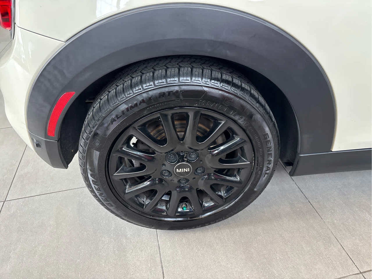 2020 MINI CONVERTIBLE SIGNATURE