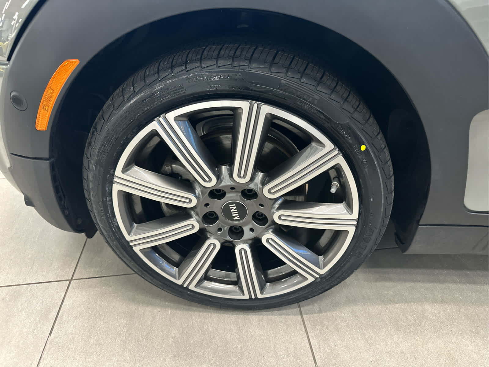 2023 MINI CLUBMAN ICONIC