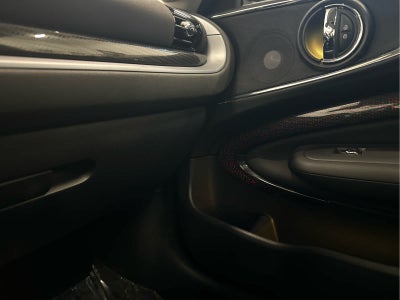 2023 MINI CLUBMAN ICONIC