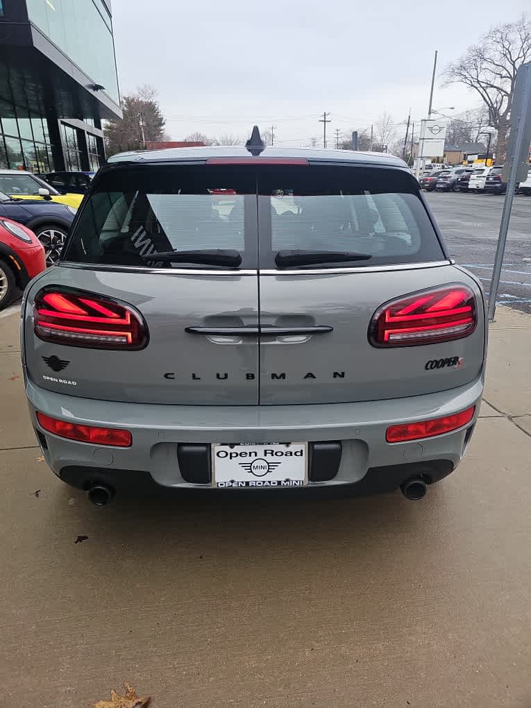 2023 MINI CLUBMAN ICONIC