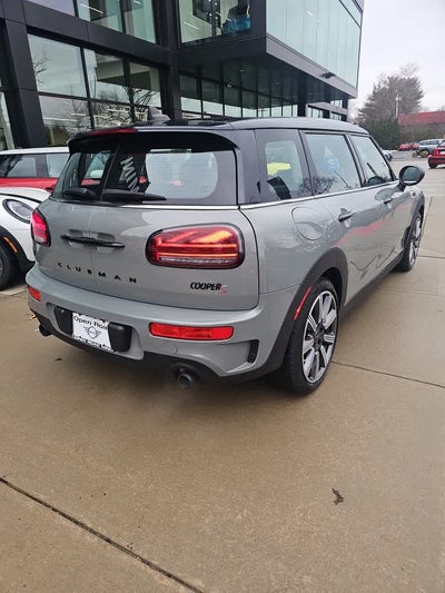 2023 MINI CLUBMAN ICONIC