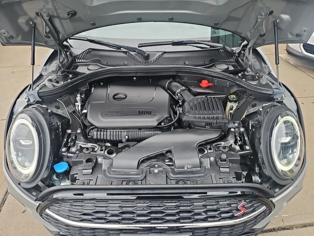 2023 MINI CLUBMAN ICONIC