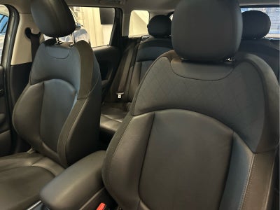 2023 MINI CLUBMAN ICONIC