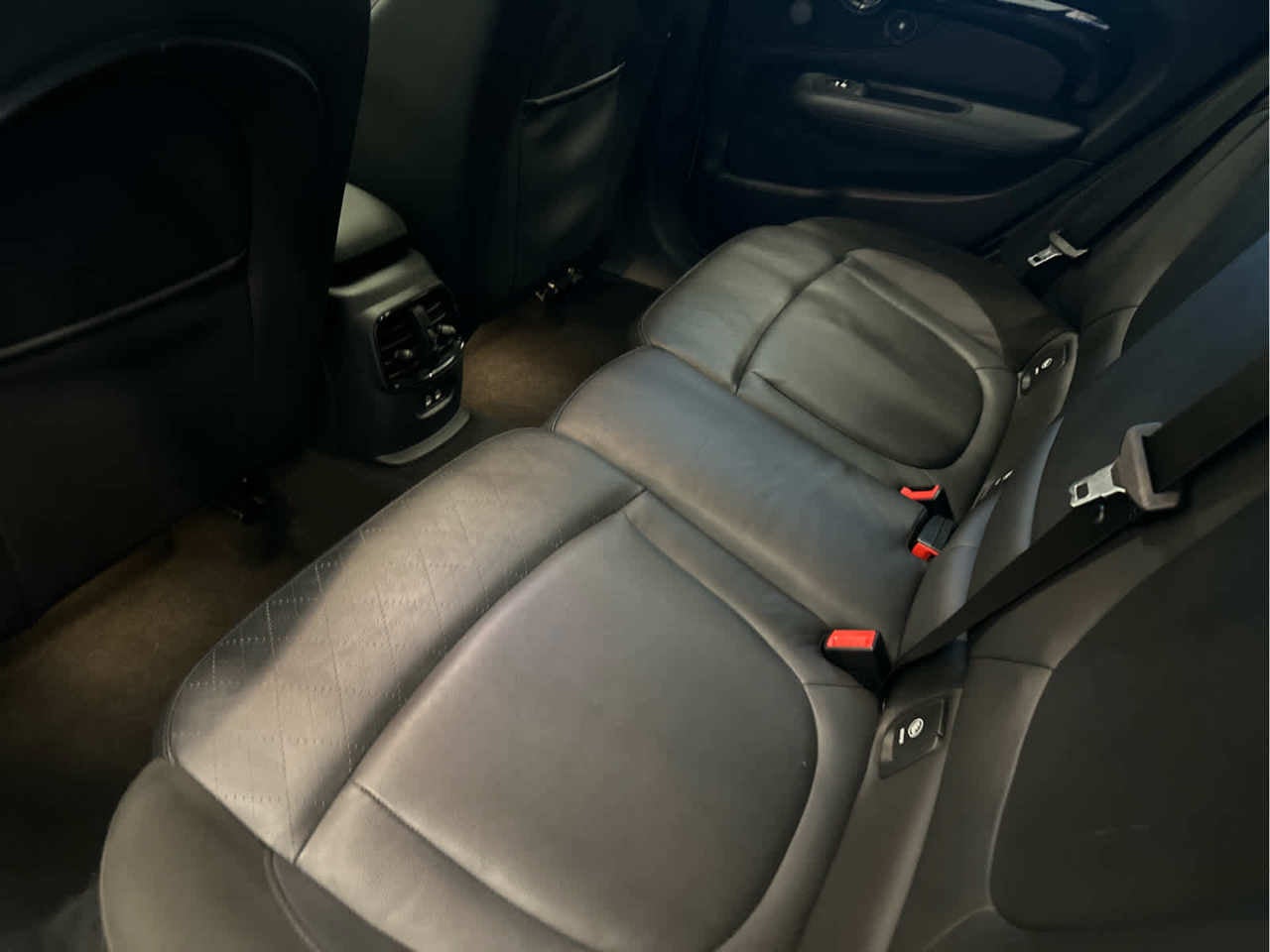 2023 MINI CLUBMAN ICONIC