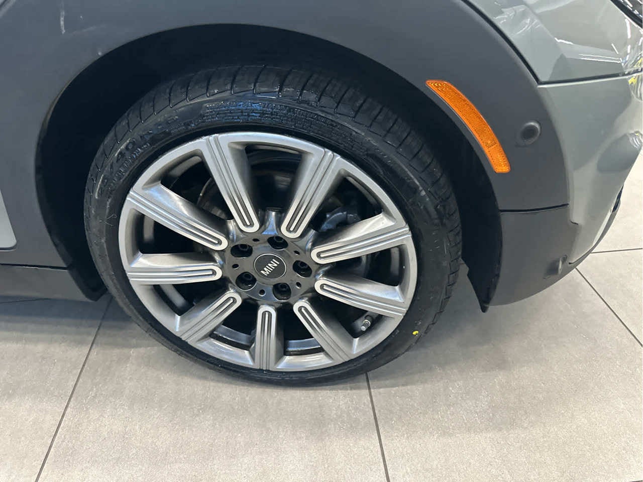 2023 MINI CLUBMAN ICONIC