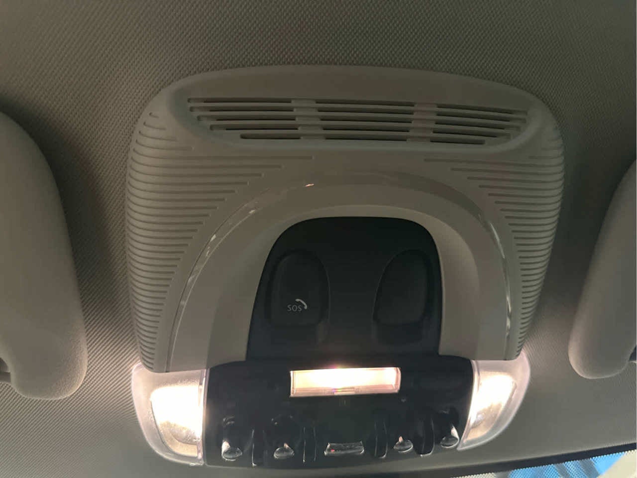 2023 MINI CLUBMAN ICONIC