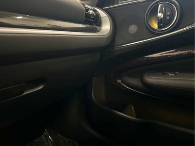 2023 MINI CLUBMAN ICONIC