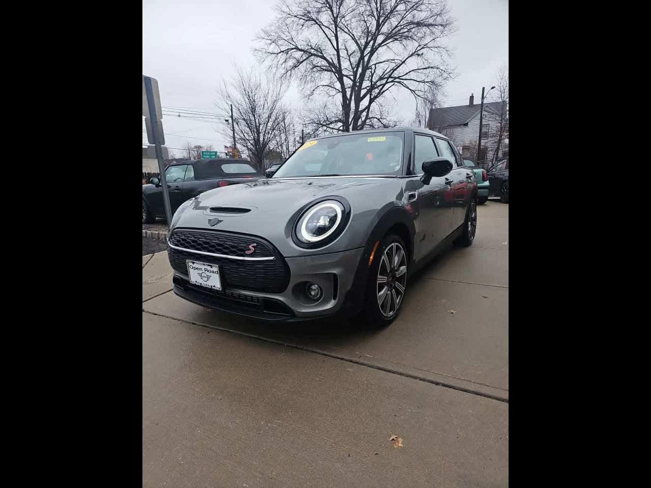 2023 MINI CLUBMAN ICONIC