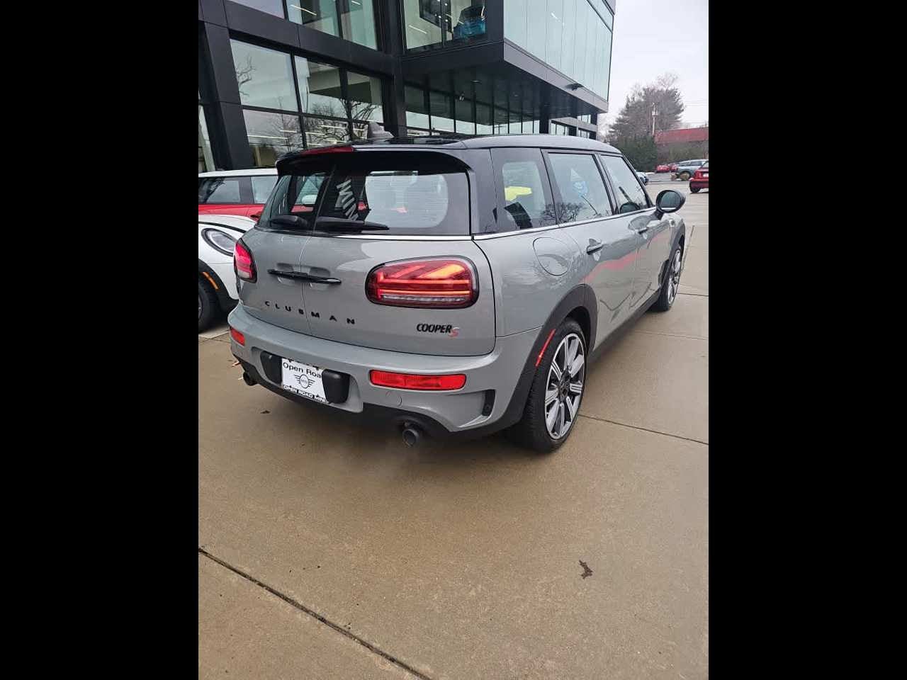 2023 MINI CLUBMAN ICONIC