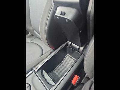 2023 MINI CLUBMAN ICONIC