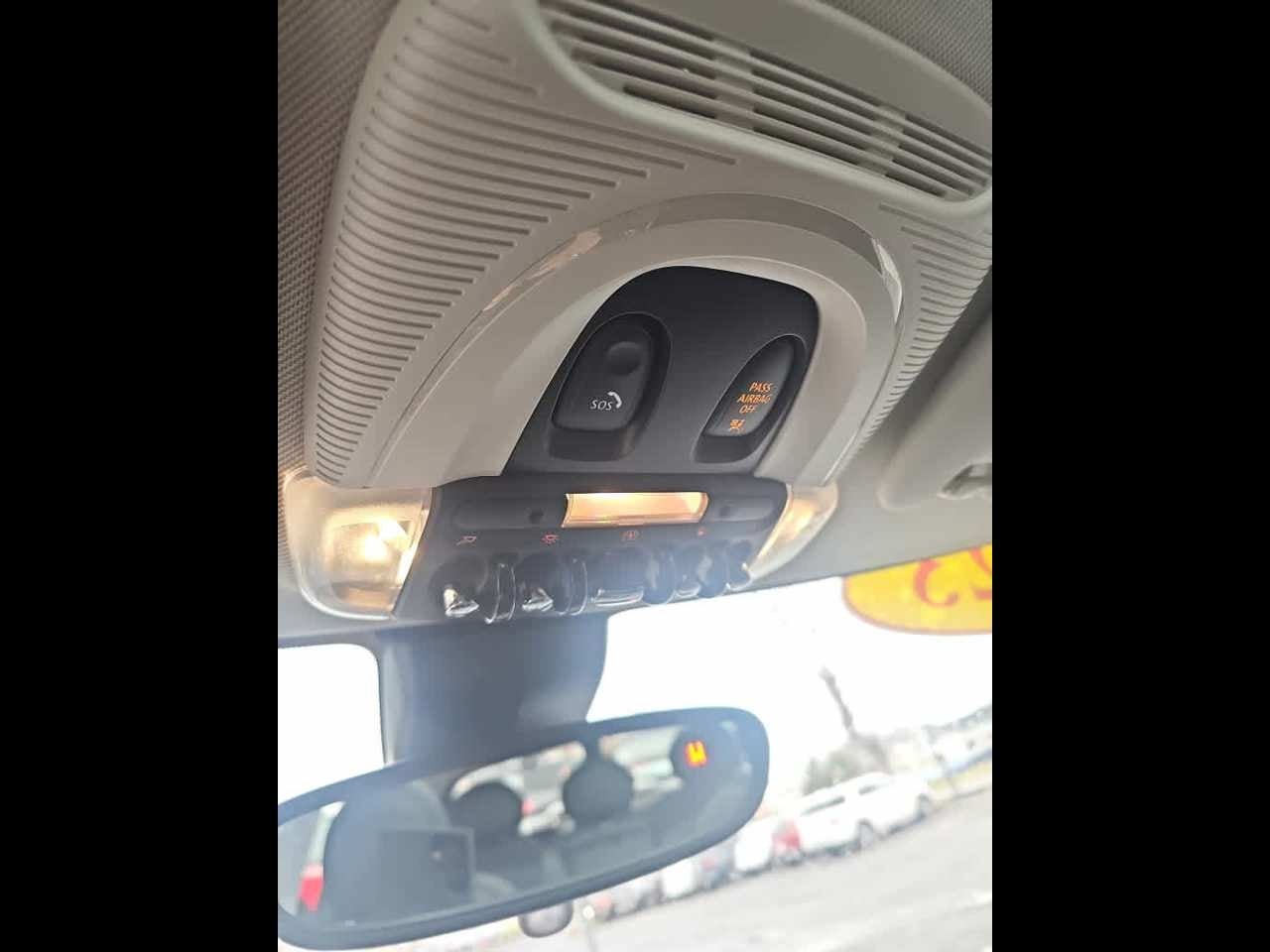 2023 MINI CLUBMAN ICONIC