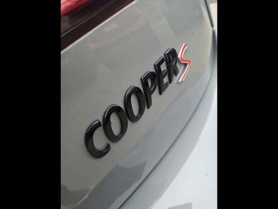 2023 MINI CLUBMAN ICONIC