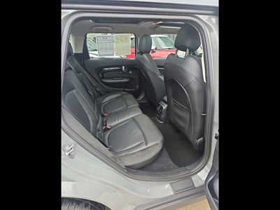 2023 MINI CLUBMAN ICONIC