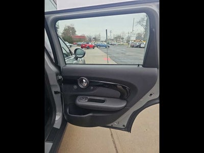 2023 MINI CLUBMAN ICONIC