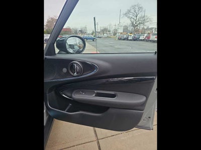 2023 MINI CLUBMAN ICONIC