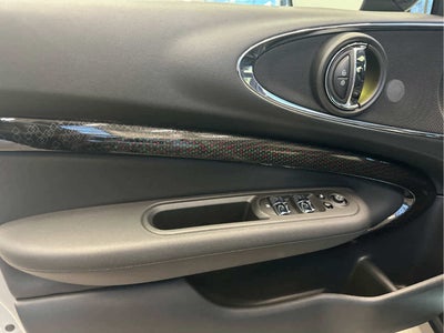 2023 MINI CLUBMAN ICONIC