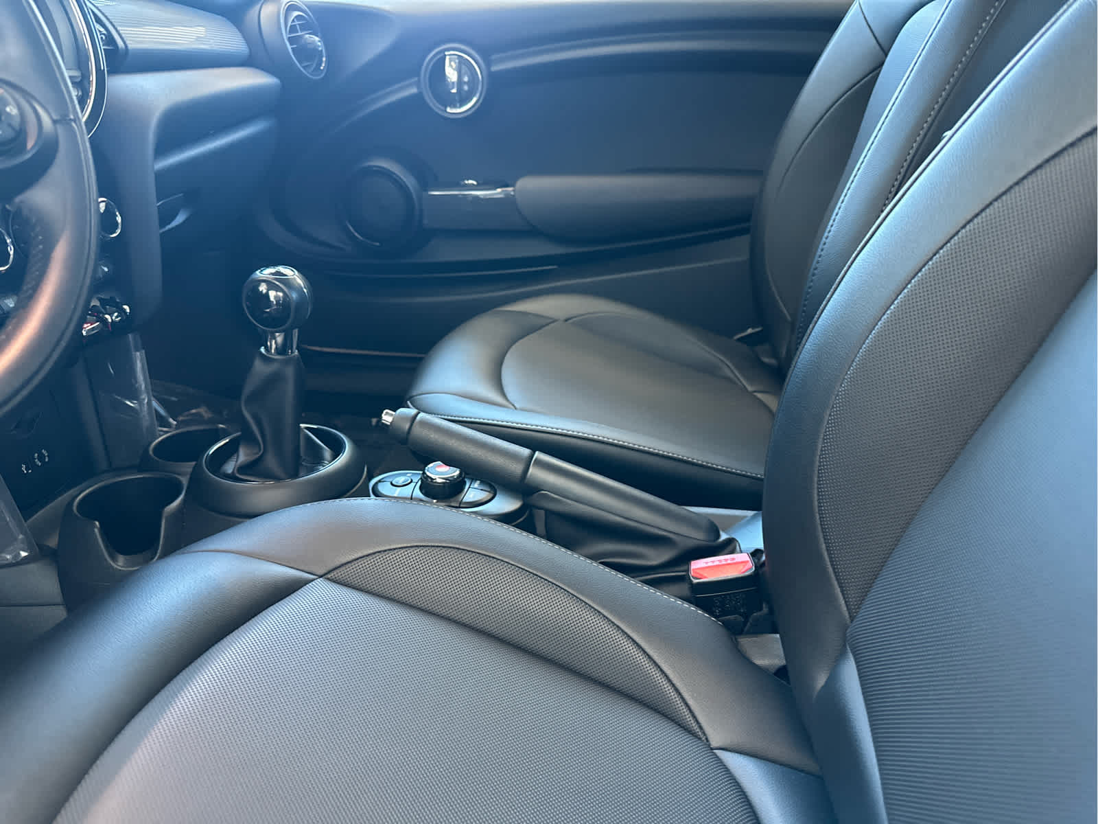 2017 MINI HARDTOP 2 DOOR Cooper FWD